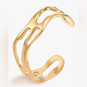 Gorgeous Nordstrom 14KT Gold Geometric open cuff bracelet